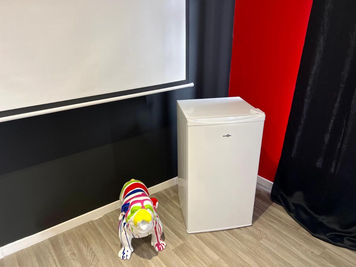 Ng Suitehome - Lille I Roubaix Centre I Grand Place - Balneo - Netflix - Wifi エクステリア 写真