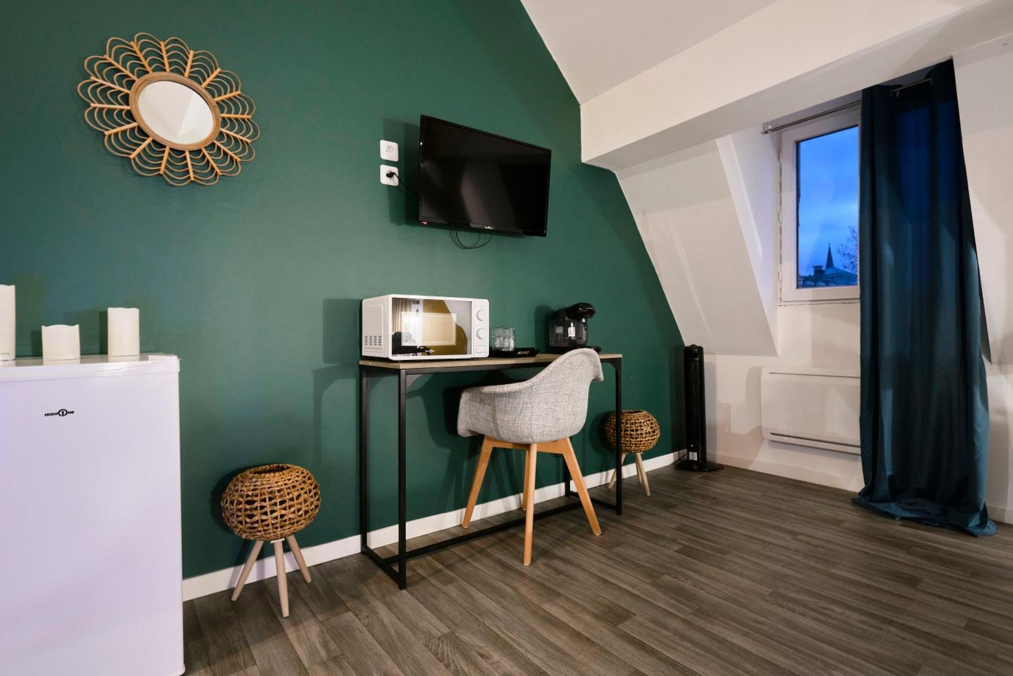 Ng Suitehome - Lille I Roubaix Centre I Grand Place - Balneo - Netflix - Wifi エクステリア 写真